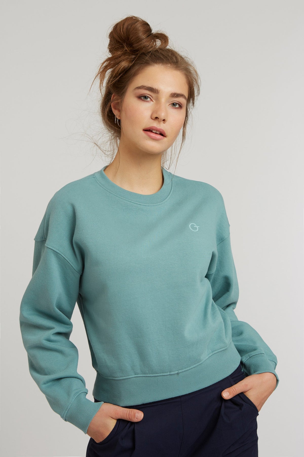 TT1022 Sweater soft moss (GOTS)