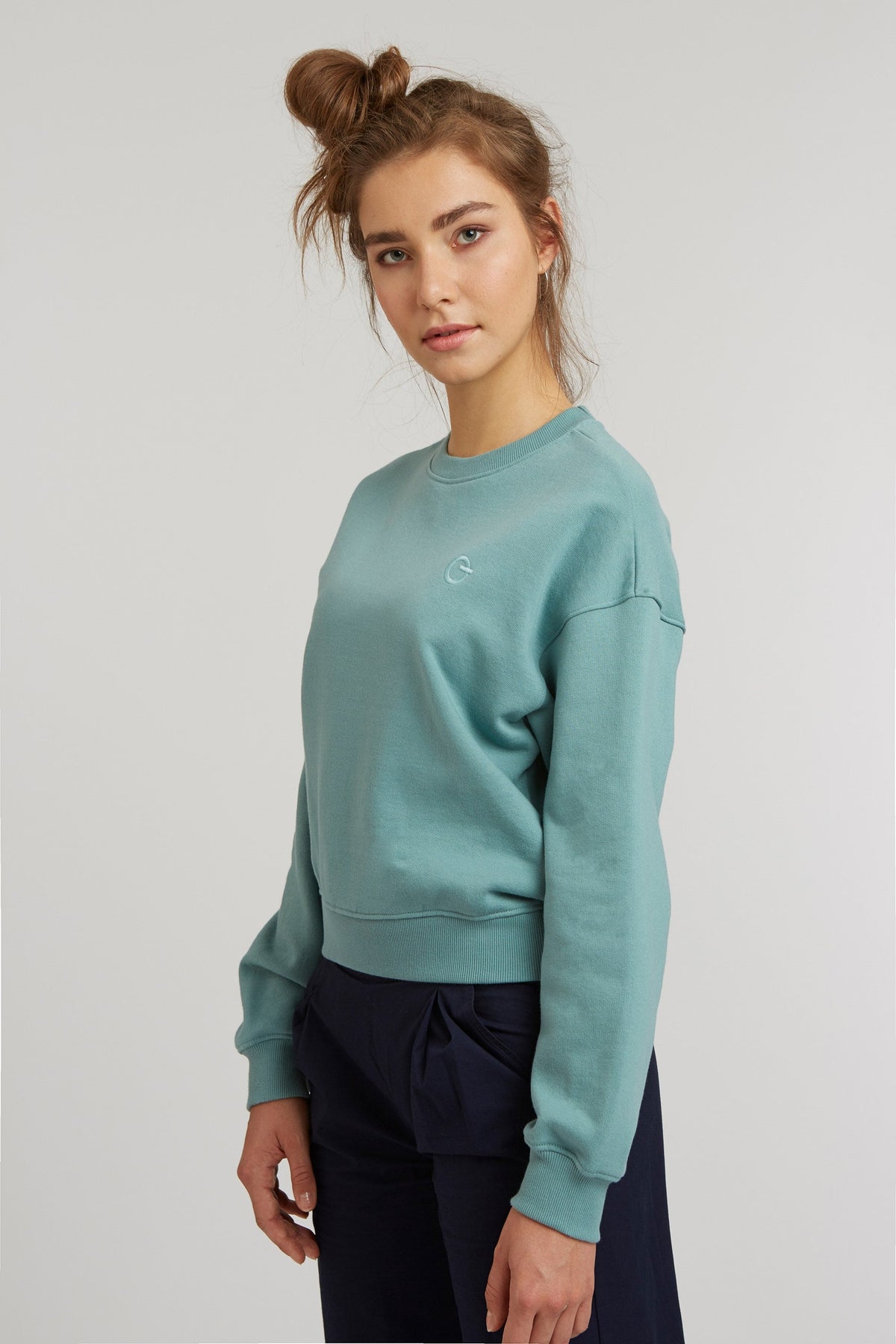 TT1022 Sweater soft moss (GOTS)