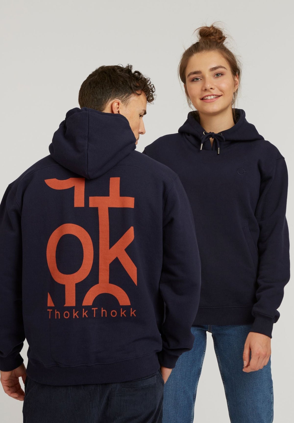 TT1044 Hoodie Five Letters unisex Dark Navy (GOTS, vegan)